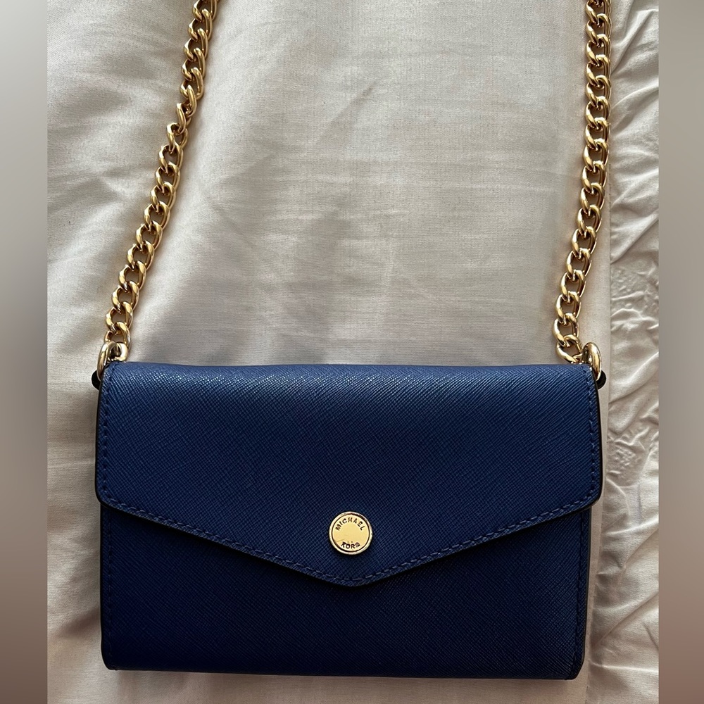 Michael kors wallet on chain